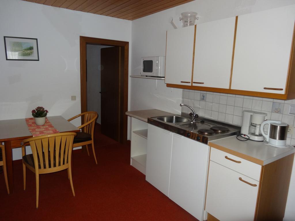 Koeflerhof Appartements Sankt Leonhard im Pitztal Quarto foto