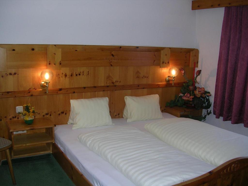 Koeflerhof Appartements Sankt Leonhard im Pitztal Quarto foto